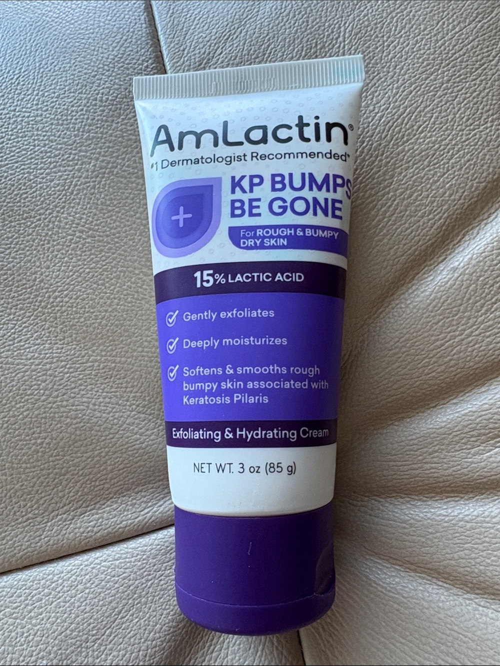 rave Purple and White Exfoliating Hydrating Cream